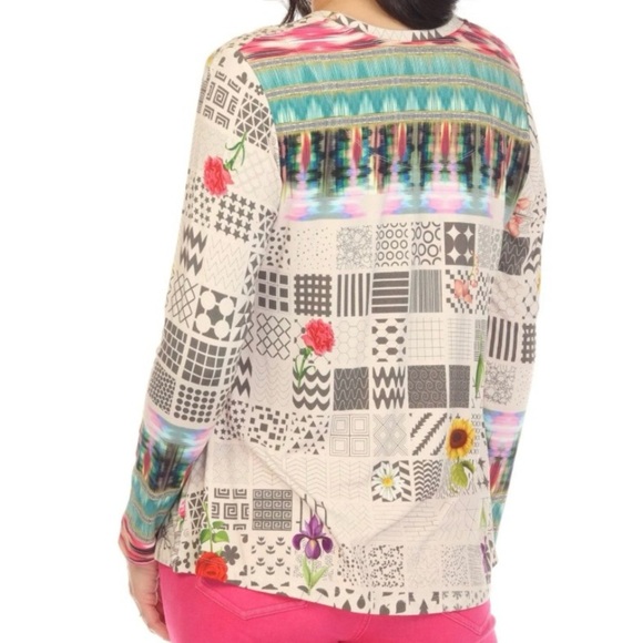 Johnny Was Mystery Print Ladies V-Neck Long Sleeves Boho Sz Small - Picture 2 of 10